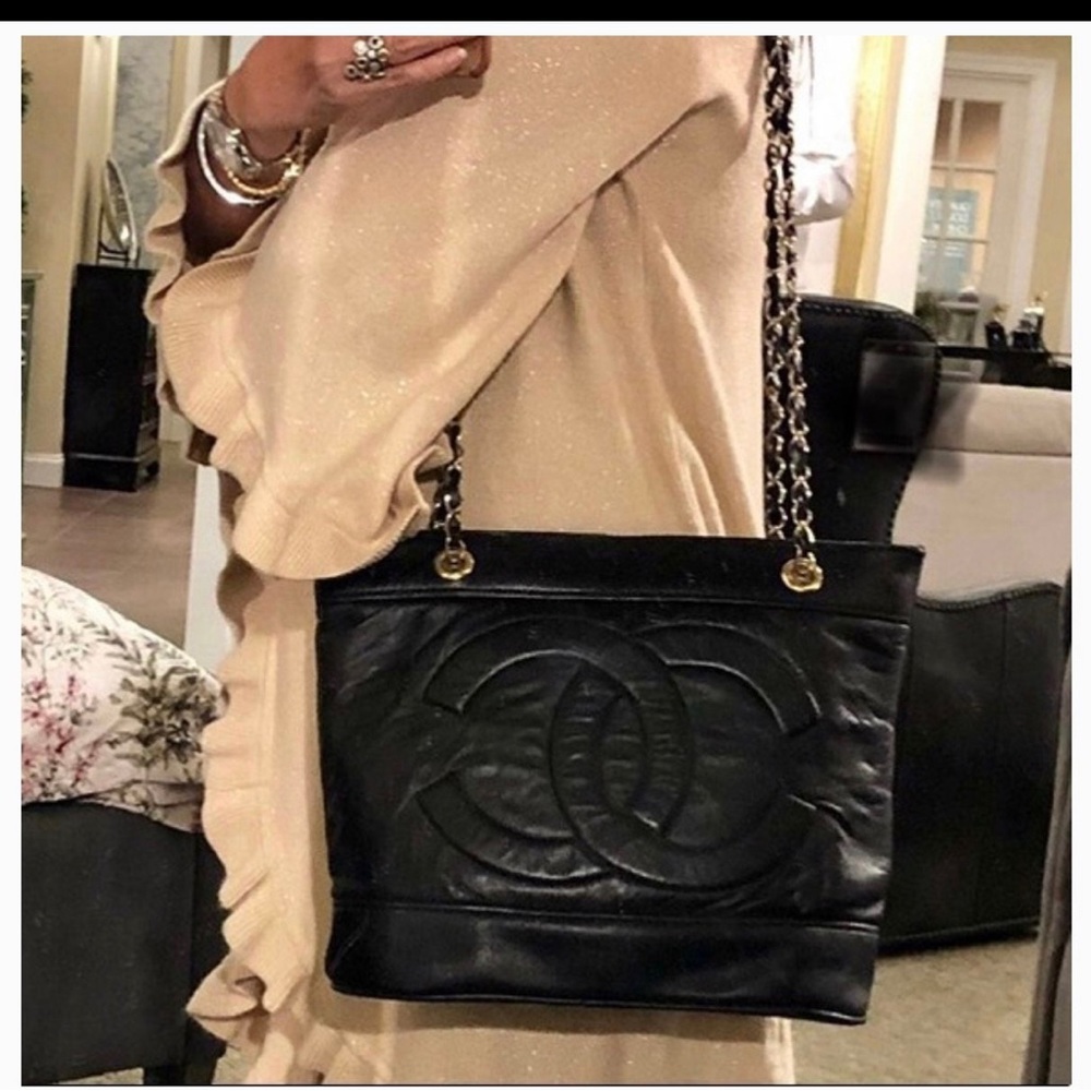 Vintage Chanel lambskin tote